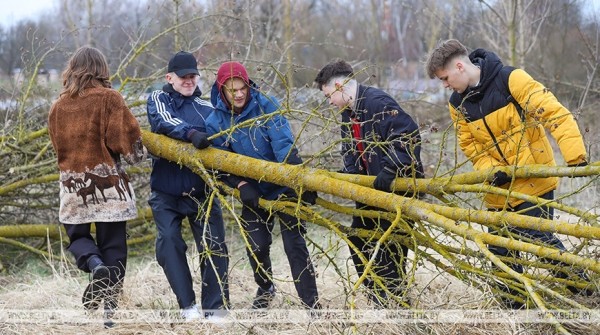В Брестской крепости прошла экологическая акция по благоустройству Волынского укрепления В Брестской крепости прошла экологическая акция по благоустройству Волынского укрепления