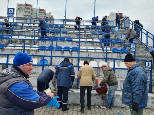 В Бресте к началу футбольного сезона обновился стадион «Юность»