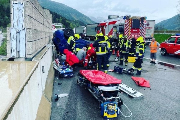 В Австрии белорус на фуре попал в ДТП с легковым автомобилем