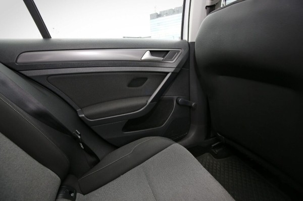 Белорус купил «непроходной» VW Golf, но выставил его на продажу. Чем не понравился 1,2-литровый хетчбэк?