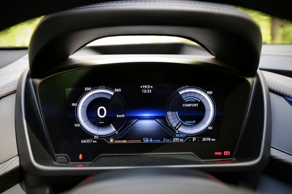 22-летний парень из Жодино купил BMW i8 за $100 тысяч — доволен? 22-летний парень из Жодино купил BMW i8 за $100 тысяч — доволен?