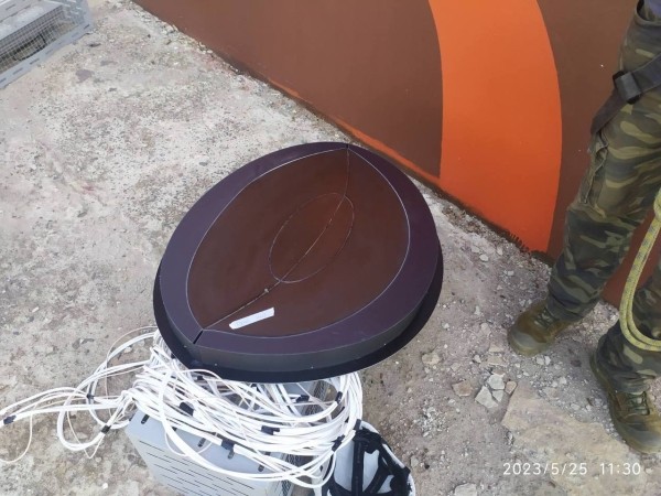 У огромного зубра на трассе М1 теперь светятся глаза. Опубликовано видео У огромного зубра на трассе М1 теперь светятся глаза. Опубликовано видео