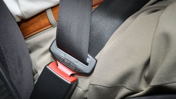 До 60 км/ч можно не пристёгиваться? Мифы и правда о ремнях безопасности До 60 км/ч можно не пристёгиваться? Мифы и правда о ремнях безопасности