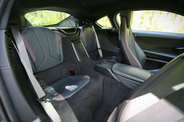 22-летний парень из Жодино купил BMW i8 за $100 тысяч — доволен? 22-летний парень из Жодино купил BMW i8 за $100 тысяч — доволен?