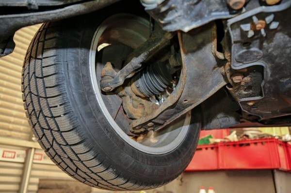 Белорус купил 13-летний Volvo из Европы: «Машина привезена перегонщиком, а растаможена через льготников» Белорус купил 13-летний Volvo из Европы: «Машина привезена перегонщиком, а растаможена через льготников»