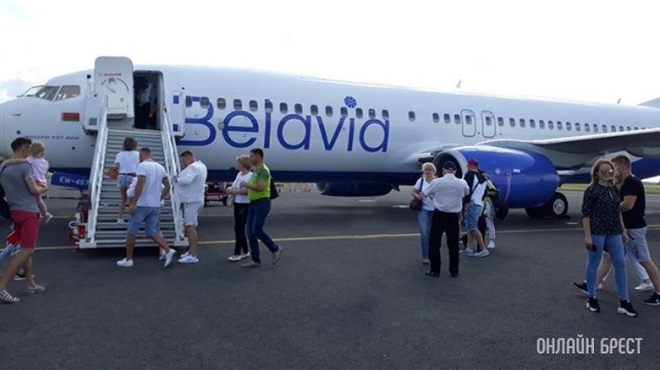Изменились правила провоза ручной клади на рейсах «Белавиа» в Россию Изменились правила провоза ручной клади на рейсах «Белавиа» в Россию