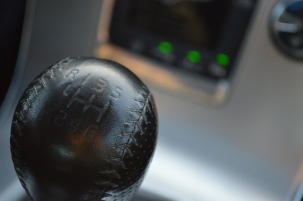 Человека нет, а налог остался. Брестчанин разыскивает Ford и Volvo, оформленные на отца