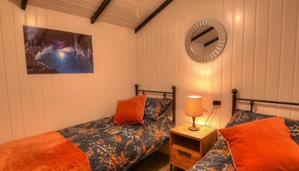 Открылся самый глубокий отель в мире. Номера расположены на отметке 419 метров под землей Открылся самый глубокий отель в мире. Номера расположены на отметке 419 метров под землей