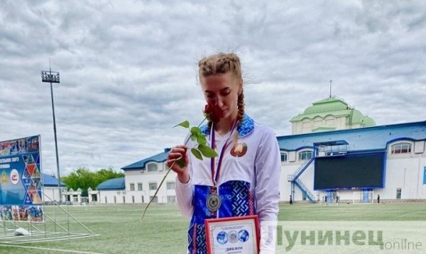 Национальный рекорд — у воспитанницы Лунинецкой СДЮСШОР Национальный рекорд — у воспитанницы Лунинецкой СДЮСШОР