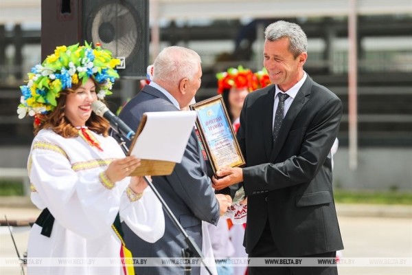 Высокотехнологичный молочно-товарный комплекс на 1 тыс. голов открыли в Пружанском районе