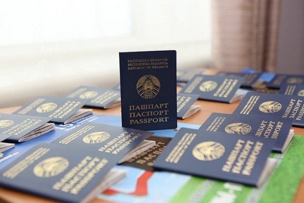 Постирали документы: как быстро поменять испорченный паспорт перед отпуском Постирали документы: как быстро поменять испорченный паспорт перед отпуском