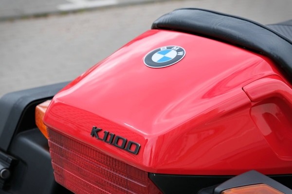 Белорус купил в США 27-летний мотоцикл BMW K1100 RS Белорус купил в США 27-летний мотоцикл BMW K1100 RS