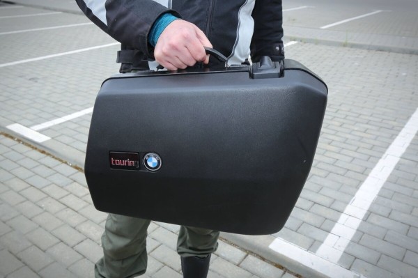 Белорус купил в США 27-летний мотоцикл BMW K1100 RS Белорус купил в США 27-летний мотоцикл BMW K1100 RS