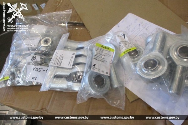 В Беларусь нелегально провозили автотовары на 68 тысяч долларов