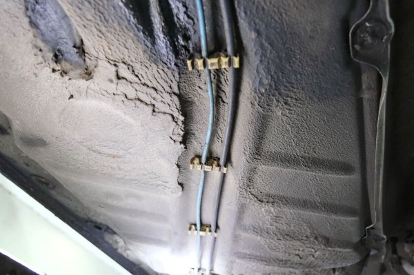 Volkswagen, не видевший зимы почти 20 лет! Отыскали идеальный Golf 1989 г. в., который точно не найти на «вторичке»