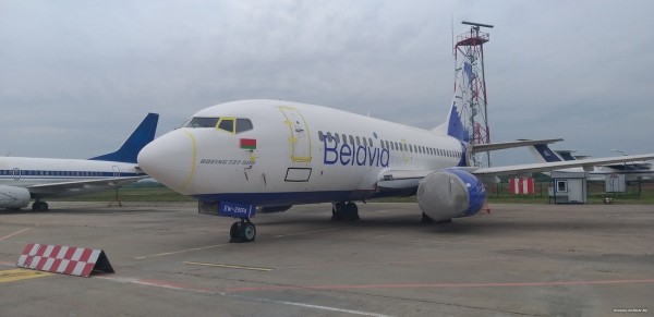 «Белавиа» продала Boeing 737. Сколько стоит купить самолет?