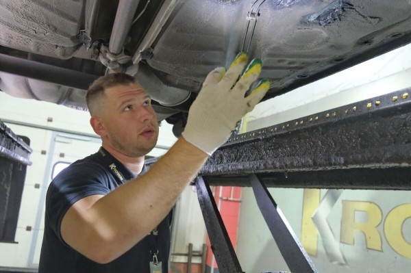 Volkswagen, не видевший зимы почти 20 лет! Отыскали идеальный Golf 1989 г. в., который точно не найти на «вторичке»