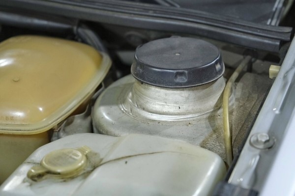 Volkswagen, не видевший зимы почти 20 лет! Отыскали идеальный Golf 1989 г. в., который точно не найти на «вторичке»