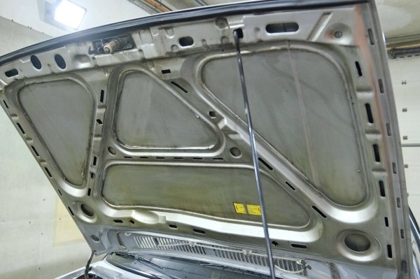 Volkswagen, не видевший зимы почти 20 лет! Отыскали идеальный Golf 1989 г. в., который точно не найти на «вторичке»