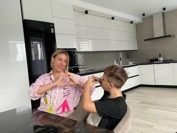 От завода и охраны к собственному делу: история бизнесвумен из детдома От завода и охраны к собственному делу: история бизнесвумен из детдома