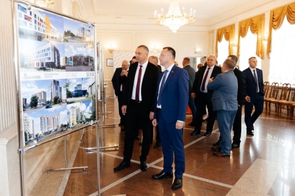 Торжественное мероприятие ко Дню строителя прошло в Брестской филармонии