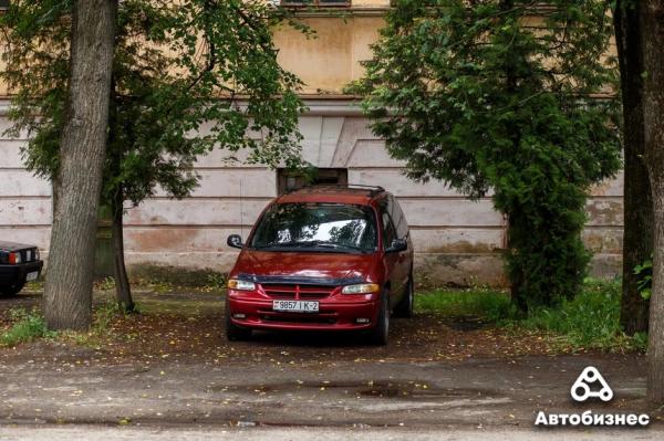 Водители назвали главные проблемы дворовых парковок