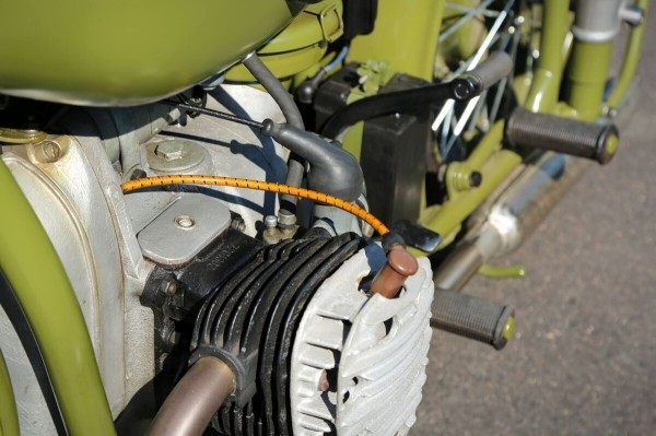 Считай, музейный экспонат! Белорус заморочился и вложил $10 тысяч в мотоцикл М-72 1953 г. в.