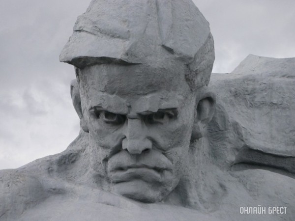 Индивидуального предпринимателя оштрафовали за экскурсию по Брестской крепости