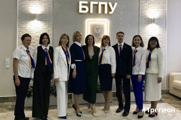 Восемь педагогов из Брестской области вступили в борьбу за «Джили»