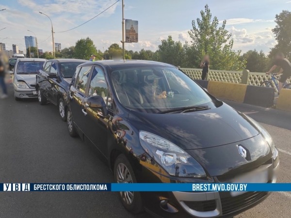 ДТП с 5 автомобилями произошло в Бресте