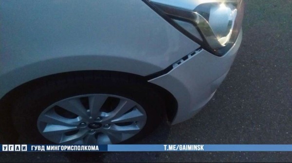 Ребенок выбежал из-за стоящего автомобиля, и водитель не успел среагировать. Видео