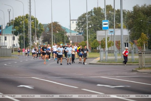 Около 500 взрослых и детей вышли на старт Берестейского забега Около 500 взрослых и детей вышли на старт Берестейского забега