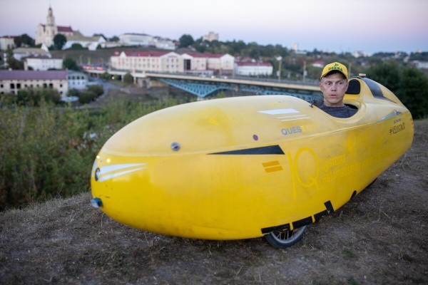Крути педали! Белорус купил в Голландии веломобиль и вернулся на нём в Беларусь, проехав 1 600 км