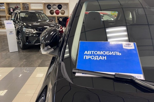 Белорус о сервисе Geely: «Через 10 дней получил не машину, а раскраску». Дилер: «Ремонт был сделан качественно в полном объёме» Белорус о сервисе Geely: «Через 10 дней получил не машину, а раскраску». Дилер: «Ремонт был сделан качественно в полном объёме»