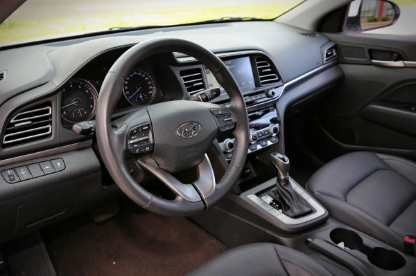 Как это — без бензина? Белорус пригнал из Кореи полностью газовый Hyundai Avante Как это — без бензина? Белорус пригнал из Кореи полностью газовый Hyundai Avante