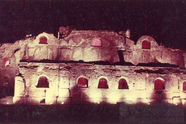 25 сентября 1971 был торжественно открыт мемориальный комплекс «Брестская крепость-герой» 25 сентября 1971 был торжественно открыт мемориальный комплекс «Брестская крепость-герой»