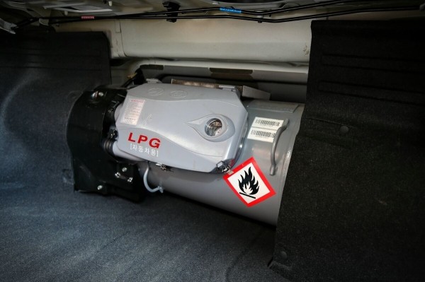 Как это — без бензина? Белорус пригнал из Кореи полностью газовый Hyundai Avante Как это — без бензина? Белорус пригнал из Кореи полностью газовый Hyundai Avante