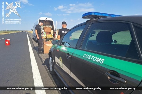 Четыре факта ввоза партий сыра под видом товаров для личного пользования выявили брестские таможенники