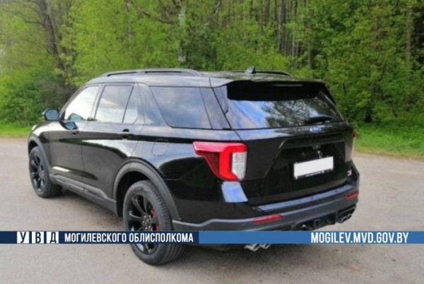 Мужчина отдал свой Ford в автосервис, а его в итоге угнали и повредили Мужчина отдал свой Ford в автосервис, а его в итоге угнали и повредили