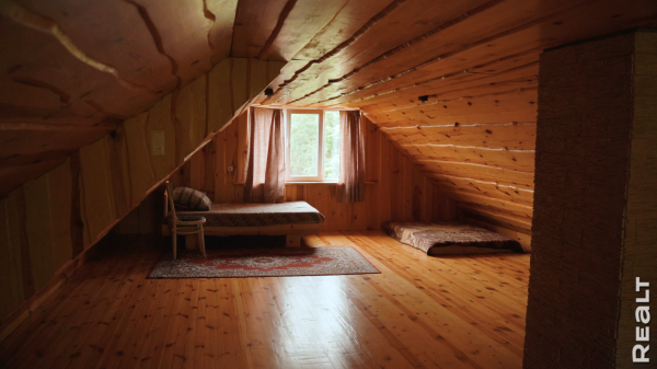 Вложили 30 тыс. долларов. История превращения 100-летнего дома в белорусской Швейцарии в родовое гнездо Вложили 30 тыс. долларов. История превращения 100-летнего дома в белорусской Швейцарии в родовое гнездо