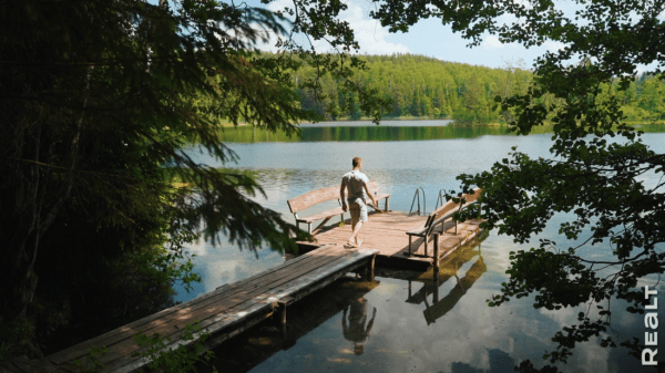 Вложили 30 тыс. долларов. История превращения 100-летнего дома в белорусской Швейцарии в родовое гнездо Вложили 30 тыс. долларов. История превращения 100-летнего дома в белорусской Швейцарии в родовое гнездо
