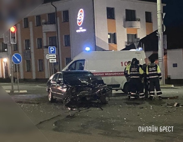 Сегодня в Бресте на Машерова произошло ДТП. Рассказываем подробности