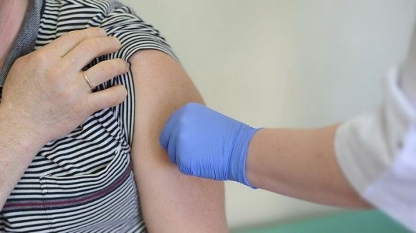 Можно ли употреблять алкоголь после прививки – белорусский врач развеял популярные мифы о вакцинации Можно ли употреблять алкоголь после прививки – белорусский врач развеял популярные мифы о вакцинации