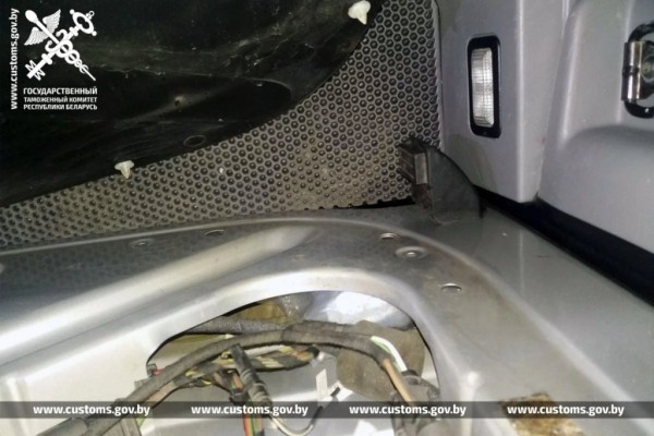 В Беларуси контрабандиста приговорили к 12 годам и конфисковали Mercedes-Benz Sprinter