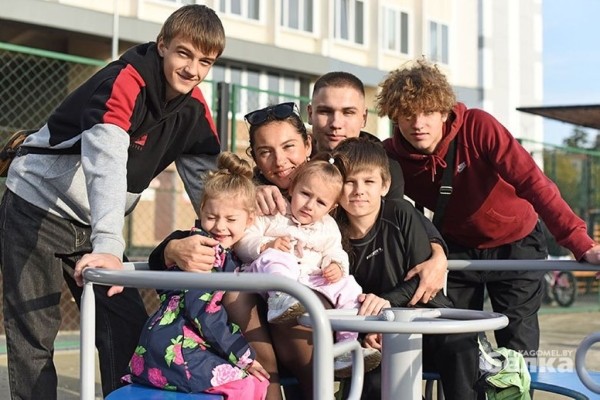 История большой семьи из Беларуси, которая вдохновляет