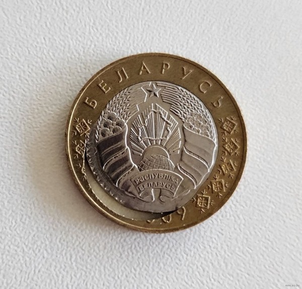 Такая монета стоит 225 рублей. И ее можно найти в сдаче Такая монета стоит 225 рублей. И ее можно найти в сдаче